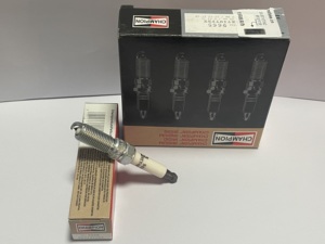 Candela Champion Originale per Range <span class=keywords><strong>Rover</strong></span>, Candele per Camion e Auto a Benzina, Candela Iridio per Nissan e Mercedes-Benz - Product Image 5