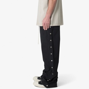 Pantalon parachute homme en nylon surdimensionné, coupe ample, avec cordon de serrage et boutons-pression latéraux, prix de gros - Product Image 3