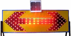 Segnaletica di direzione della freccia lampeggiante solare a LED per il traffico chiuso della corsia stradale - Product Image 3