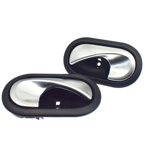 1/2/4 Pièces Poignée de Porte Intérieure Avant Arrière Gauche ou Droite Chromée pour Renault Nissan <span class=keywords><strong>Dacia</strong></span> Opel Movano <span class=keywords><strong>B</strong></span> NV400 Sandero Logan <span class=keywords><strong>Duster</strong></span> - Product Image 4