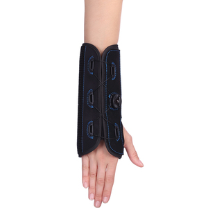 Verstellbare Nachtschlaf-Hands tütze mit Schienen Palm Wrist Orthese Knob Wrist Support Brace - Product Image 3