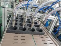 Distributeur automatique pneumatique de boissons liquides (miel, yaourt, lait) à 3 têtes en acier inoxydable, motorisé et de haute précision