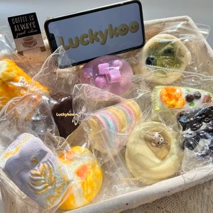 Luckykoo <span class=keywords><strong>Giocattoli</strong></span> Antistress in Silicone Personalizzati, Simpatici <span class=keywords><strong>Giocattoli</strong></span> a Forma di Raviolo per Alleviare l'Ansia e Stimolare il Gioco Sensoriale - Product Image 2