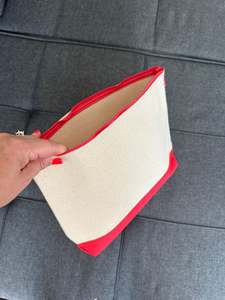 Bolsa de Lona Gruesa con Cierre y Patrón Geométrico, 9"H x 12"L x 2"D, Portátil para el Trabajo, el Hogar o Viajes - Product Image 4