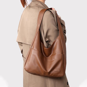 Bolso Tote de PU de Gran Capacidad para Mujer, Versión Coreana, con Cierre, Forro de Poliéster Impermeable, Estilo Moderno - Product Image 3