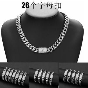 Pulsera de Eslabones Cubanos de Acero Inoxidable de 14 mm de Ancho para Hombre con Cierre de Letras con Circonitas Cúbicas |   Joyería Hip Hop con Iniciales de la A a la Z - Product Image 4