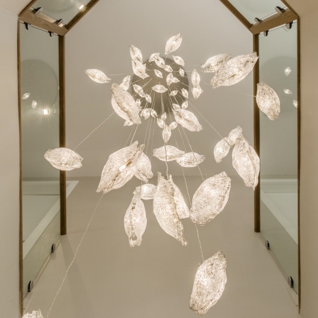 Classic Minimalism Design Hand Made Art Glass Hanging Pendant Lamp Luxury Living Room Custom Decorative Light Solution OrProject
