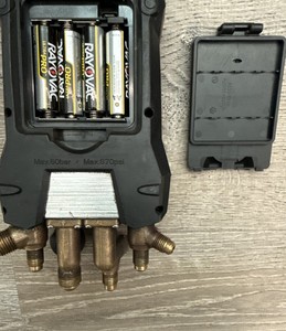 Testo 557s Manifold numérique intelligent à 4 vannes avec flexibles d'occasion - Product Image 6