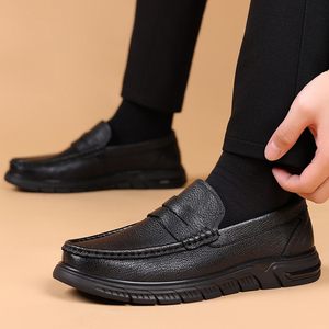 Mocasines Impermeables para Hombre con Punta Cerrada, Cuero de Oveja de Primera Capa, Suela Gruesa Resistente al Desgaste, Zapatos Cómodos con Suela Suave - Product Image 5