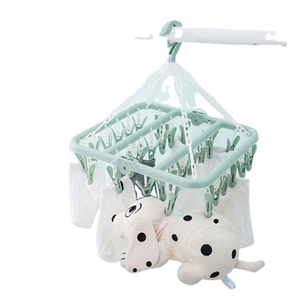 Porte-chaussettes pliant en plastique à 32 pinces pour séchage domestique – Vente en gros - Product Image 5