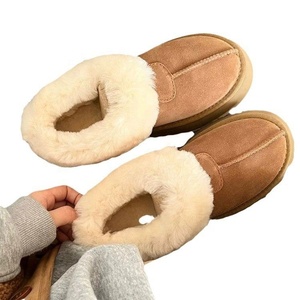 Vente en gros avec fourrure douce et moelleuse, bottes d'hiver en fourrure antidérapantes de luxe pour femmes - Product Image 5