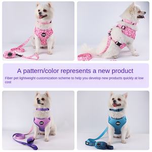 Imbracatura per cani in poliestere personalizzata all'ingrosso con fascia toracica e chiusura a bottone imbottita guinzaglio per animali domestici - Product Image 5