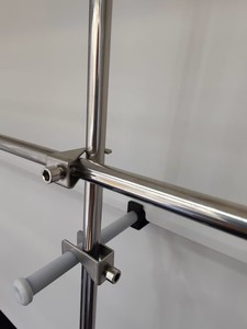 <span class=keywords><strong>Hotte</strong></span> de laboratoire en acier avec armoire de stockage <span class=keywords><strong>sous</strong></span> protection pour produits inflammables et grille de titration intégrée - Product Image 6