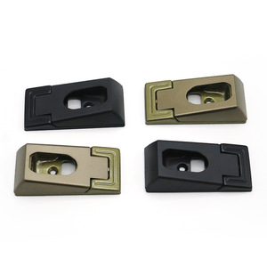 Soporte de Pared para Perchero de Ropa Estilo Sophie, Color Negro, Dorado Champán, Accesorio para Armario - Product Image 1