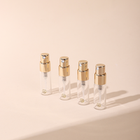 Grosir botol isi ulang bulat Mini 2ml pompa parfum kecil tanpa pinggiran uji semprot botol parfum kaca dengan penyemprot emas