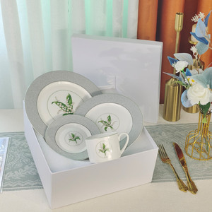 Service de vaisselle de luxe en porcelaine osseuse 2 pièces assiettes en céramique de 10 pouces et 8 pouces avec motif muguet ensemble de salle à manger populaire - Product Image 3