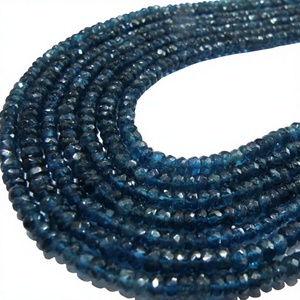 Perles d'apatite néon bleue naturelle, facettées en rondelle, 3-4 mm, brin de 14 pouces de long - Product Image 1