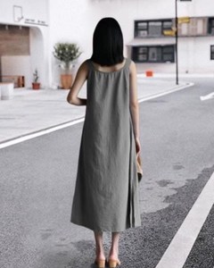 Robe longue en coton et lin faite à la main pour femmes, sans manches, décontractée, coupe évasée, pour l'été, OEM ODM, étiquette privée - Product Image 1