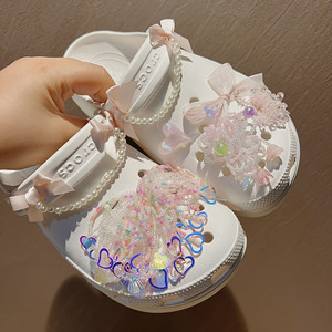 Accesorios para Zapatos DIY - Hebillas Decorativas Dongam New Fairyland - Accesorios para Zapatos con Orificios en Forma de Corazón para Niñas - Product Image 1