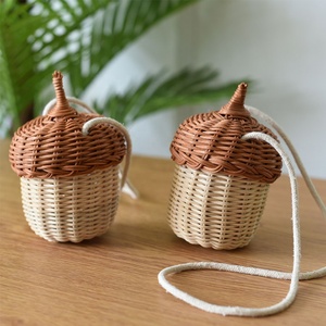 Cestino portaoggetti rotondo in vimini cestini portaoggetti per piccoli contenitori portaborraccia in Rattan di plastica con manici - Product Image 6