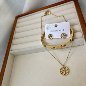 <span class=keywords><strong>Set</strong></span> di Gioielli Designer Coreano di Alta Qualità in Acciaio Inossidabile, Collana, Orecchini, Bracciale con Lettere, Trifoglio e Polki <span class=keywords><strong>per</strong></span> Matrimonio - Product Image 2