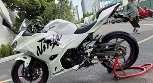 Kawasaki Ninja KRT Edition 2026 de 400cc, la Más Vendida - Suspensión Deportiva, Sistema ABS, Estabilidad a Alta Velocidad - Product Image 2