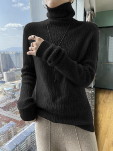 Suéter de Gola Alta 100% Cashmere para Mulheres com Corte Slim para Outono e Inverno. - Product Image 4
