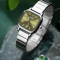 Montre à quartz carrée de luxe pour femme, logo personnalisé, bracelet en acier inoxydable, résistante à l'eau, prix de gros usine