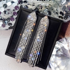 Pendientes Largos de Moda con Borlas de Diamantes de Imitación, Elegantes y Exagerados, Chapados en Oro, para Mujer, Aniversario - Product Image 4