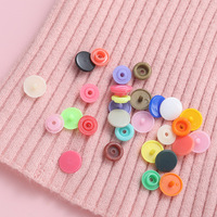 Remise directe d'usine grand couvercle de bouton pression en plastique personnalisable pour chemise vêtements de bébé bouton pression coloré