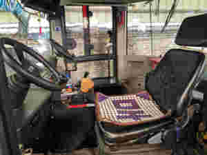 <span class=keywords><strong>XCMG</strong></span> XP303 ใช้รถบดยางถนนลม 30 ตันเครื่องอัดลูกกลิ้งถนนแบบสั่นไหวไฮดรอลิก - Product Image 6