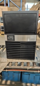 Machine à <span class=keywords><strong>glaçons</strong></span> commerciale <span class=keywords><strong>automatique</strong></span> SK-80P Ice Cube 40KG pour la recrutement mondial - Product Image 2