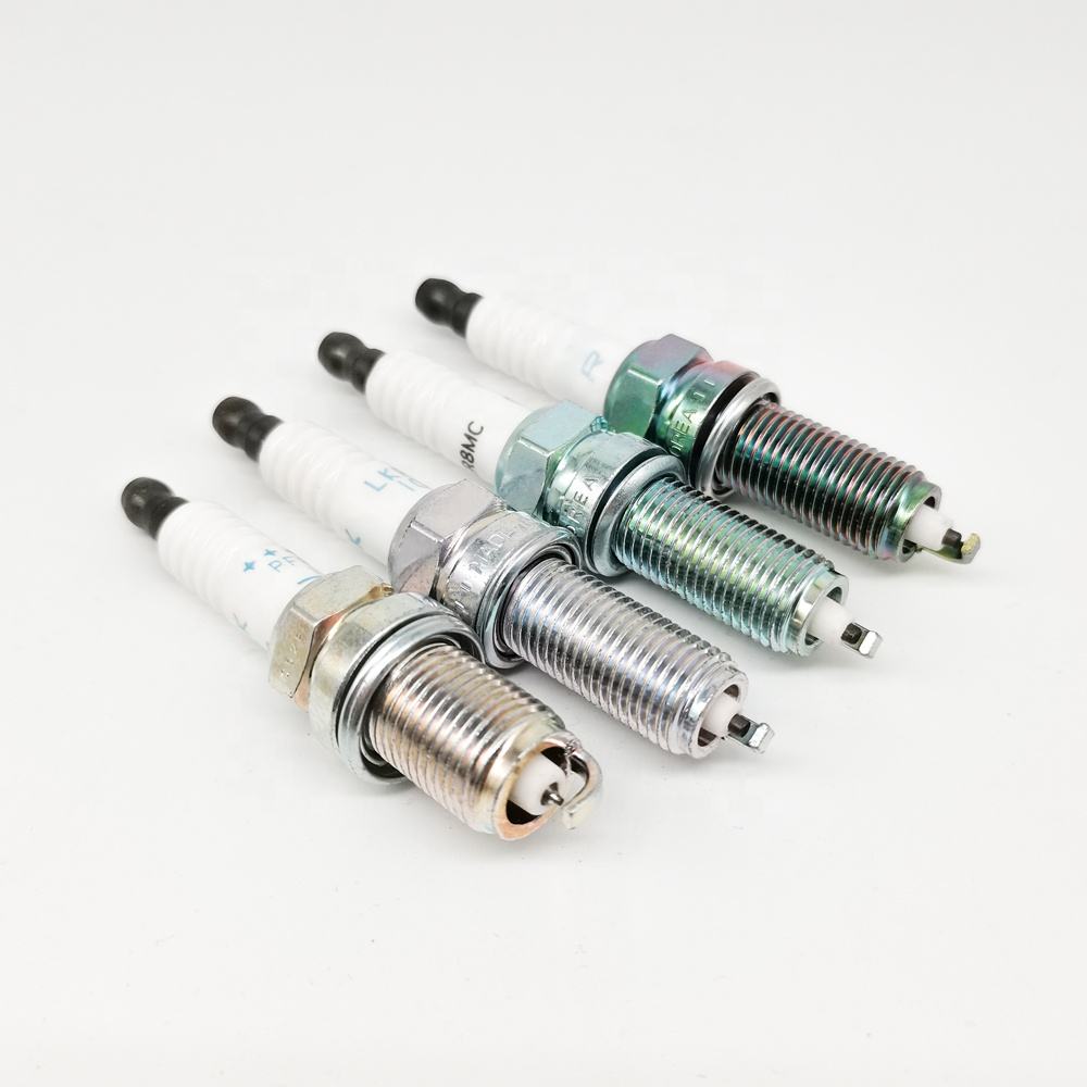自動車用スパークプラグ 4 ピース/ロット 18858-10090 LZKR6B10E