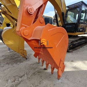 Excavatrice sur chenilles hydraulique d'occasion de marque japonaise Hitachi ZX200, de haute qualité, durable et best-seller, pour travaux de construction. - Product Image 2