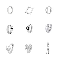 Collection Minimaliste : Boucles d'oreilles créoles uniques en argent sterling S925, design géométrique/circulaire - Prix pour une seule pièce