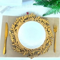 Assiette de présentation en plastique dorée de 13 pouces, design feuille ajourée, écologique et luxueuse, CRONY YCY36, pour mariage et fête