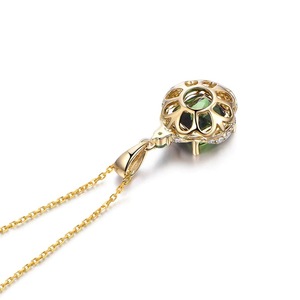Elegante Collana con Ciondolo Quadrato per Donne, Catena con Bordo Floreale per Uso Quotidiano, Accessorio per Clavicola - Product Image 4