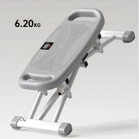 Appareil de fitness multifonctionnel pour la maison : Stepper, simulateur de ski et machine à torsion antidérapante avec pédales et guidon réglables