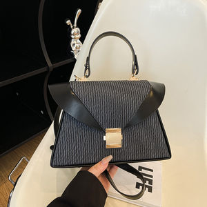 Bolso de Mano de PU para Mujer, a la Moda. Hecho de material PU. El forro está hecho de poliéster.215 - Product Image 3