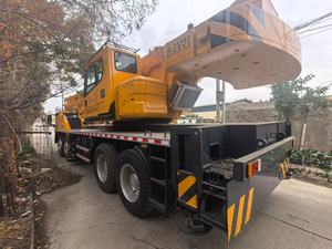 Grúa hidráulica sobre camión nueva de 25 toneladas y 100t, grúa móvil hidráulica de 25t con pluma hidráulica en venta en Shanghái, 2023. - Product Image 4