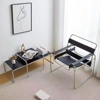 Fauteuil de salon moderne Wassily avec structure en métal chromé, robuste, en cuir PU blanc, avec accoudoirs à sangles, pour la maison et le salon