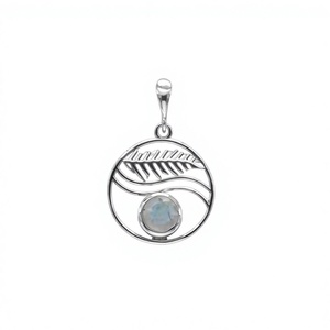 Pendentif en argent sterling avec pierre de lune arc-en-ciel et motif de fougère, style bohème, bijoux unisexes à porter au quotidien - Product Image 1