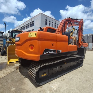 รถขุดมือสอง DOOSAN DX140LC 14 ตัน เครื่องยนต์ DB ปั๊มไฮดรอลิก Doosan Mottrol วาล์ว KYB ชั่วโมงการใช้งานต่ำ สภาพ 90% ปี 2023 บุ้งกี๋ขนาด 0.51 เมตร - Product Image 3