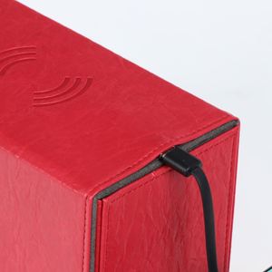 Boîte à cartes en cuir PU rouge, coins carrés, boîte cadeau portable pour le rangement des cartes de jeu - Product Image 4