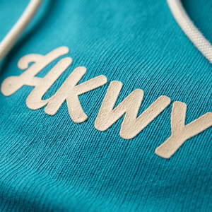 ชุดเซ็ตเสื้อกล้ามกับกางเกงขาสั้นผู้หญิงสุดฮิตปี 2026 สไตล์ Y2K สปอร์ต แอธเลเชอร์ ชุดฤดูร้อน พร้อมโลโก้แบบกำหนดเอง สายรัดแบบไม่มีสายคล้องไหล่ และกางเกงขาสั้น - Product Image 5