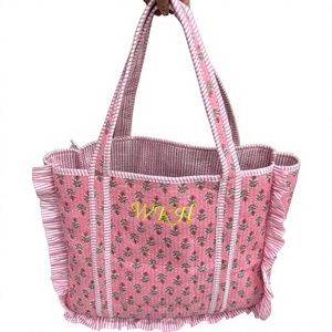 Sac fourre-tout en coton de haute qualité avec broderie à volants, sacs à bandoulière matelassés pour femmes, sacs de transport faits à la main - Product Image 1