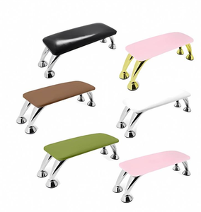 Almohada de Mano Rectangular de Cuero PU para Manicura, Herramienta Popular para Salón de Uñas - Product Image 1