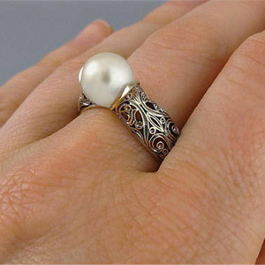 Anello vintage stile perla per donna, design elegante intarsiato, gioielli alla moda per tutti i giorni - Product Image 4