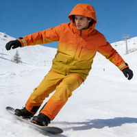 Veste de ski imperméable unisexe AQTQ à dégradé orange et jaune, à capuche, coupe-vent, pour le snowboard et les sports de plein air