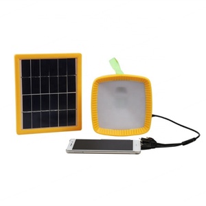 Linterna LED Recargable Solar con Radio FM y Cargador de Celular, Apta para Camping y Hogar - Product Image 5